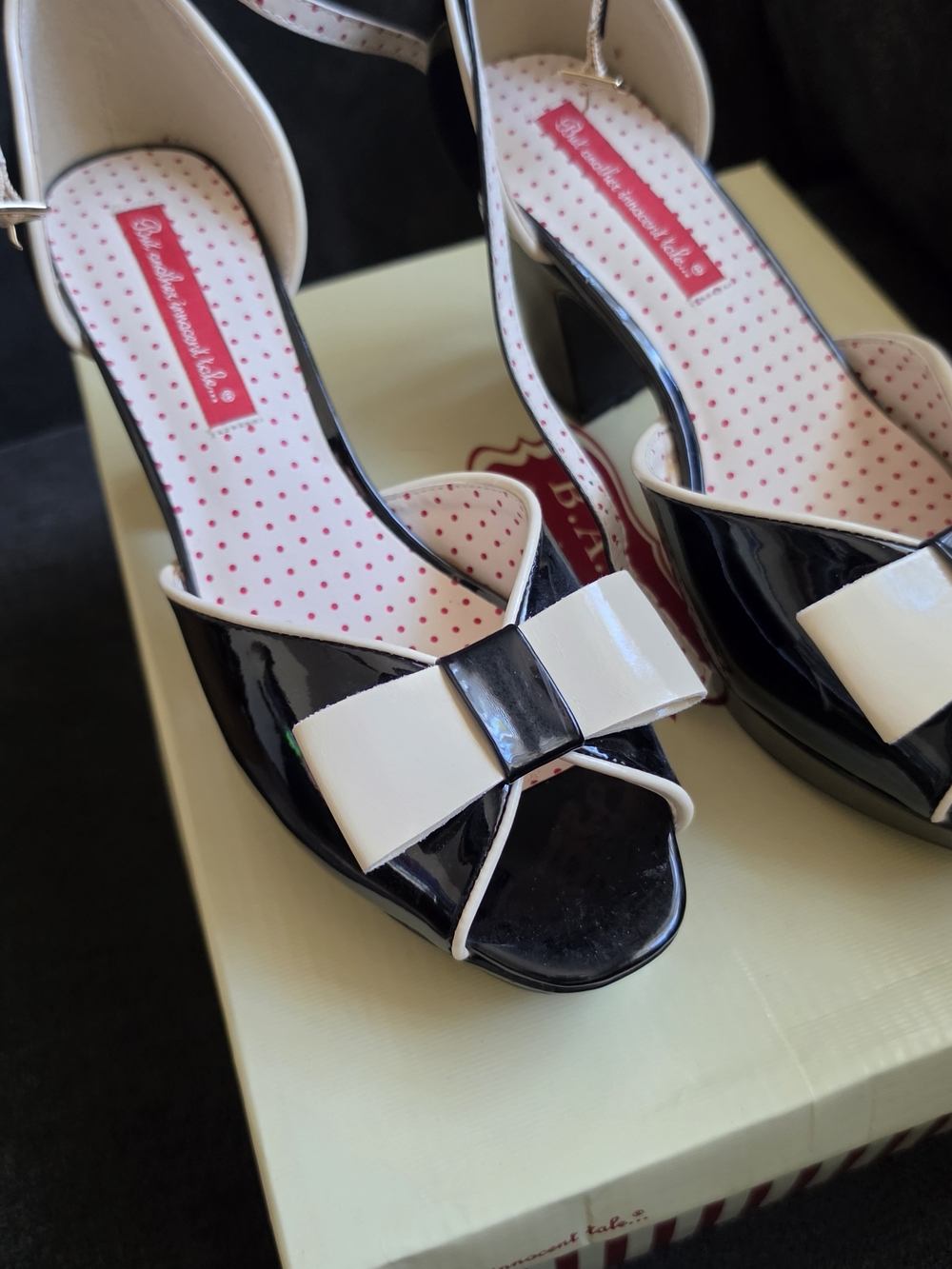 BAIT Black and White Bow Peep-Toe Slingback Heels Size 9 - Picture 4 of 7